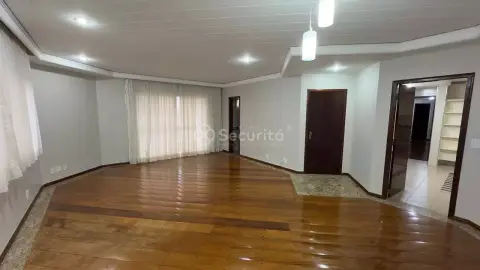 Apartamento com 4 dormitórios para alugar, 190 m² por R$ 5.400,00/mês - Centro - Cascavel/PR