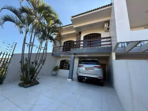 Sobrado com 3 quartos, 119 m², à venda por R$ 2.300.000 - Country - Cascavel/PR