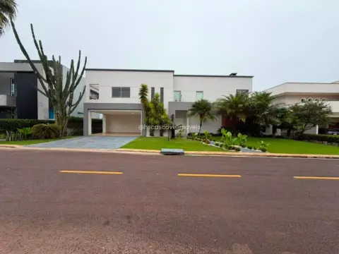 Vendo sobrado de alto padrão no country melhor bairro de cascavel.