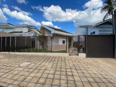 Casa com 3 quartos, 184 m², à venda por R$ 2.500.000 Neva - Cascavel/PR