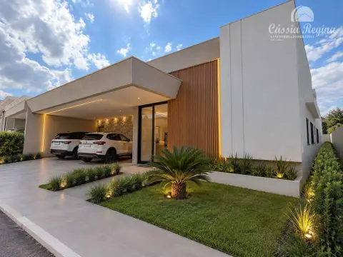 Casa à venda, com 03 suítes no Residencial Águas Claras, Vila Yolanda, FOZ DO IGUACU - PR