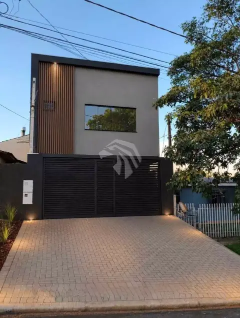 Sobrado com 2 dormitórios à venda, 136 m² por R$ 450.000,00 - Centro - Cascavel/PR