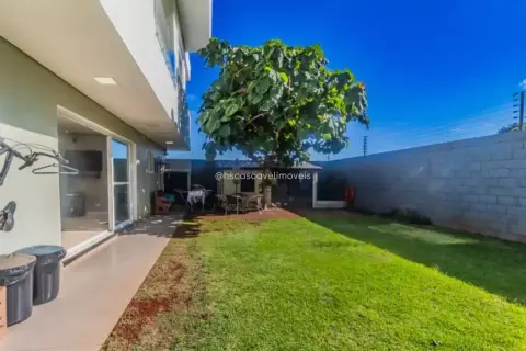 Sobrado com 4 quartos, 338 m², à venda por R$ 3.190.000 - Canadá - Cascavel/PR