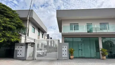 Sobrado com 3 dormitórios à venda, 129 m² - Santa Felicidade - Cascavel/PR