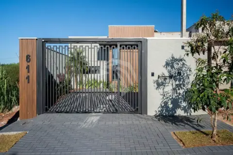 Casa com 2 dormitórios à venda, 58 m² por R$ 440.000,00 - Recanto Tropical - Cascavel/PR
