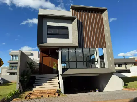 Sobrado com 3 dormitórios à venda, 264 m² por R$ 2.580.000,00 - Cancelli - Cascavel/PR