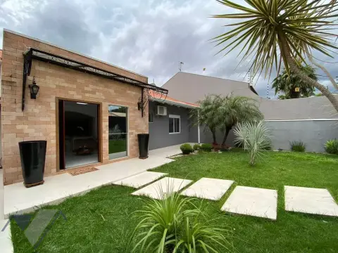 Casa para alugar, 184 m² por R$ 8.500,00/mês - Tropical - Cascavel/PR