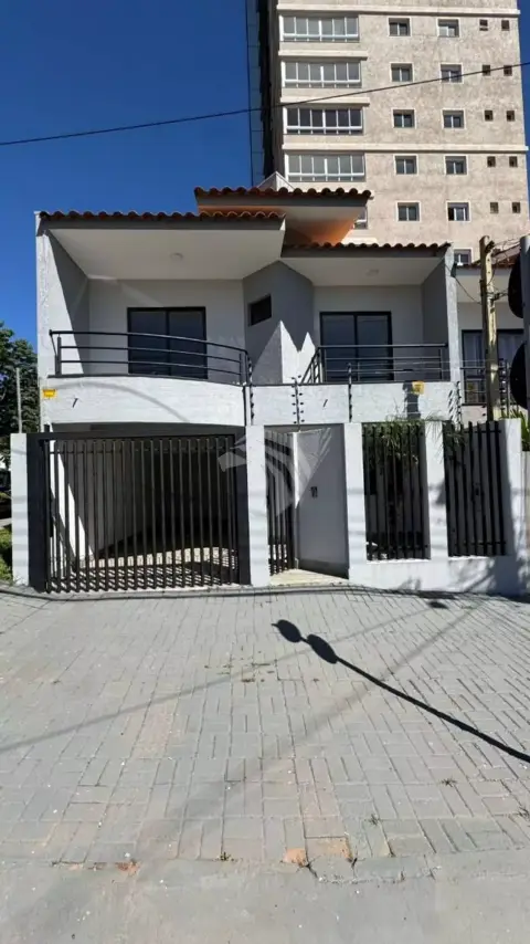 Sobrado com 2 dormitórios à venda, 158 m² por R$ 900.000,00 - Tropical - Cascavel/PR