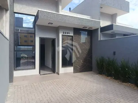CASA À VENDA NO BAIRRO ANGRA DOS REIS
