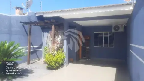 Casa térrea com 2 dormitórios e boa sobra de terreno, à venda, 77 m² por R$ 459.900 - Interlagos - Cascavel/PR