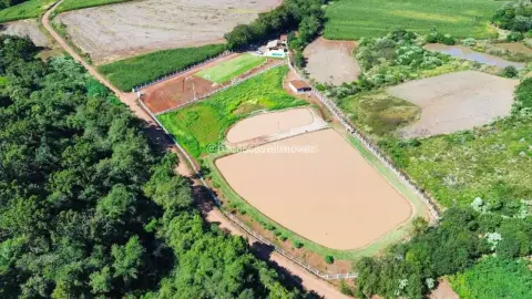 Chácara, 1 alqueires paulista, à venda por R$ 1.800.000 - Tropical - Cascavel/PR