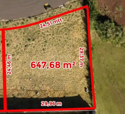 Terreno à venda, 647 m² por R$ 648.000,00 - Claudete - Cascavel/PR