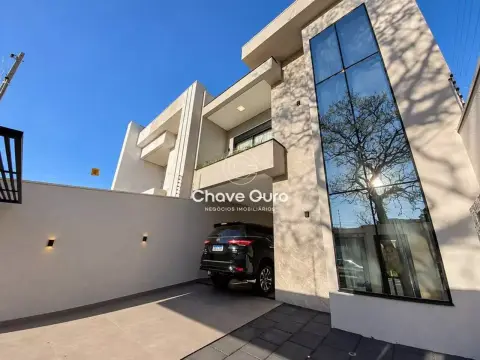 Sobrado com 3 quartos, 330 m², à venda por R$ 2.180.000 - Maria Luiza - Cascavel/PR