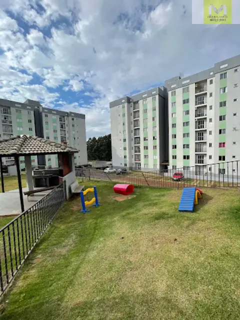 Apartamento à venda no Universitário em Cascavel – 2 quartos, elevador e vista livre