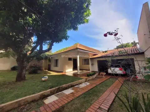 Casa com 3 dormitórios à venda, 176 m² por R$ 2.195.000,00 - Country - Cascavel/PR