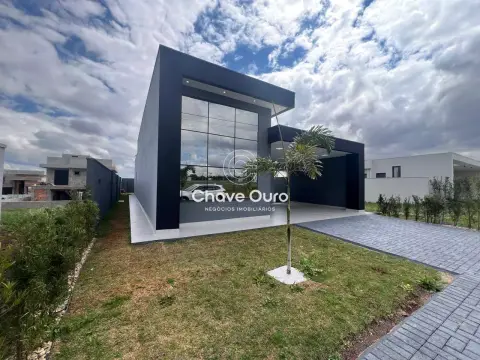 Casa com 3 quartos, 160 m², à venda por R$ 1.390.000 - FAG - Cascavel/PR