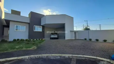 Casa com 3 quartos, 180 m², à venda por R$ 1.600.000 - Pacaembu - Cascavel/PR