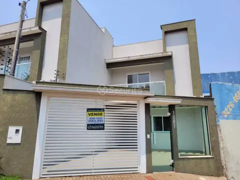 Sobrado com 3 dormitórios à venda, 117 m² por R$ 640.000,00 - Coqueiral - Cascavel/PR