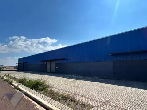 Barracão, 2.000 m², aluguel por R$ 45.000/mês - Rua Abel Augusto de Souza - Jardim Piovesan - Cascavel/PR