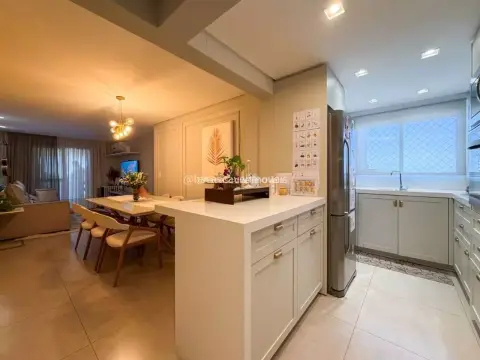 Apartamento com 3 quartos, 112 m², à venda por R$ 980.000 - Coqueiral - Cascavel/PR