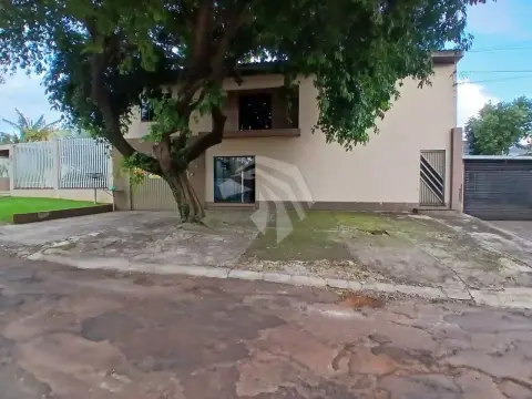 Sobrado com 3 dormitórios à venda, 300 m² por R$ 1.350.000,00 - Alto Alegre - Cascavel/PR