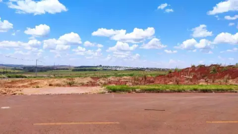 Terreno à venda, 699 m² - Jardim Piovesan - Cascavel/PR