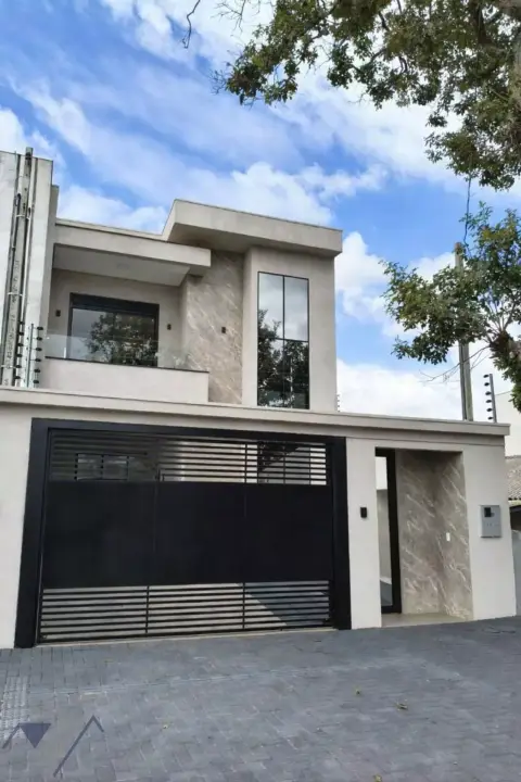Sobrado com 3 quartos, 330 m², à venda por R$ 2.180.000 - Rua José Caldart - Maria Luiza - Cascavel/PR