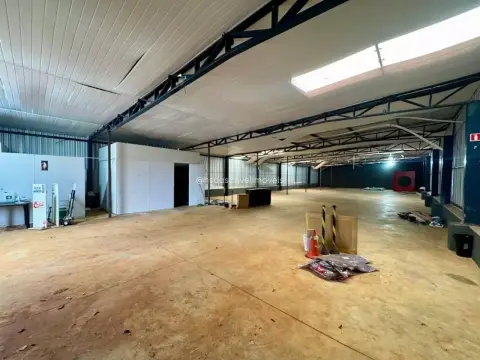 Barracão, 359 m², à venda por R$ 900.000 - Canadá - Cascavel/PR