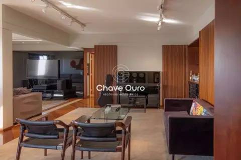 Apartamento com 4 quartos, 165 m², à venda por R$ 1.650.000 - Centro - Cascavel/PR