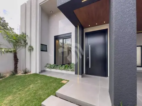 Casa com 3 dormitórios à venda, 223 m² por R$ 2.290.000,00 - Canadá - Cascavel/PR