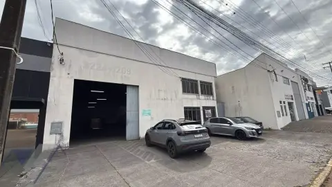 Barracão no centro da cidade para locação;