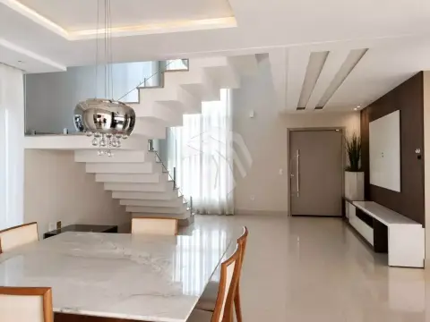 Sobrado com 3 dormitórios (1 suíte) à venda, 117 m² por R$ 1.300.000 - Coqueiral - Cascavel/PR