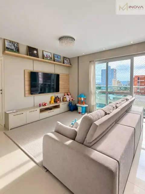 Apartamento com 3 dormitórios à venda, 135 m² por R$ 1.300.000,00 - Centro - Cascavel/PR