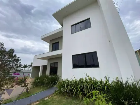Sobrado para alugar por R$ 7.700,00/mês - Cataratas - Cascavel/PR