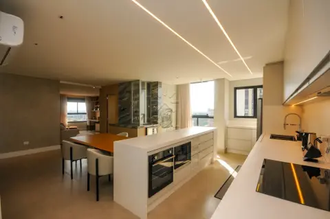 Apartamento de alto padrão totalmente mobiliado à venda no Edifício Villa Fomm em Foz do Iguaçu!