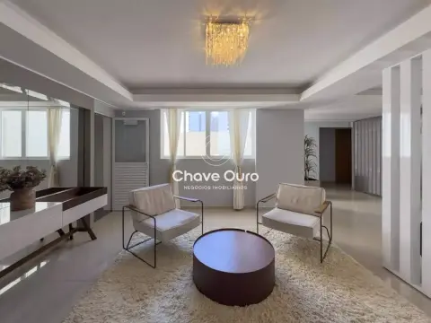 Cobertura com 3 quartos, 202 m², à venda por R$ 2.200.000 - Centro - Cascavel/PR