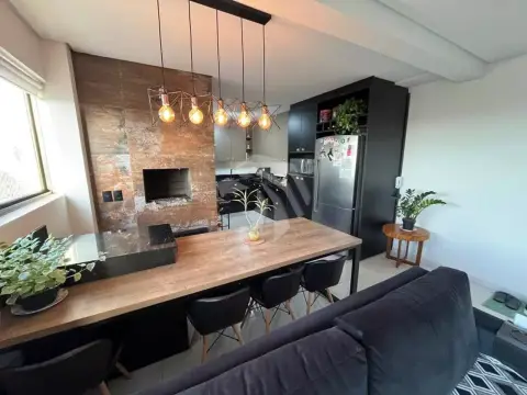Apartamento semi mobiliado com 2 dormitórios (1 suíte) 2 vagas) à venda, 79 m² por R$ 609.900 - Centro - Cascavel/PR