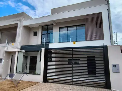Sobrado à venda, 137 m² por R$ 950.000,00 - Parque São Paulo - Cascavel/PR