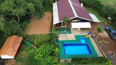 Chácara com 3 quartos, 1.800 m², à venda por R$ 1.550.000 - Santos Dumont - Cascavel/PR