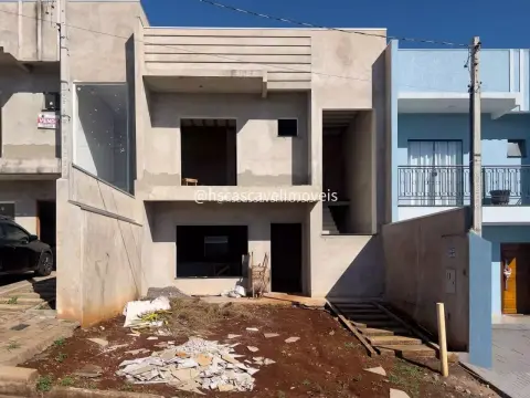 Sobrado com 1 Suíte e 2 dormitórios à venda, 126 m² por R$ 504.000 - Universitário - Cascavel/PR