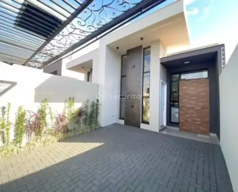 Casa com 2 quartos, 64 m², à venda por R$ 450.000 Santa Cruz - Cascavel/PR