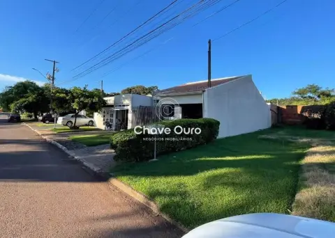 Casa com 2 quartos, 90 m², à venda por R$ 480.000 - Centro - Cascavel/PR