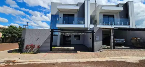 Sobrado com 3 dormitórios à venda, por R$ 1.190.000 - Santo Inácio - Cascavel/PR