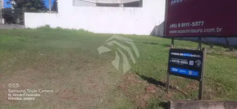 Terreno sub esquina à venda, 560 m² por R$ 1.400.000 - São Cristóvão - Cascavel/PR