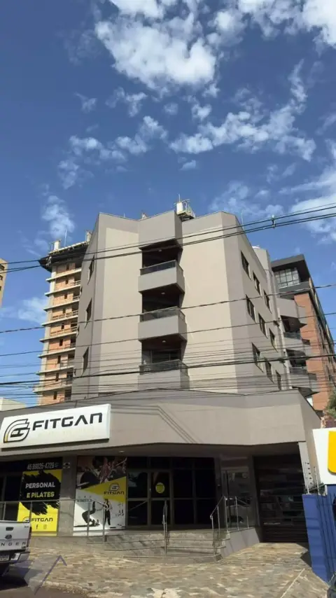 Apartamento com 4 quartos, 190 m², aluguel por R$ 5.000/mês - Rua Vicente Machado - Country - Cascavel/PR