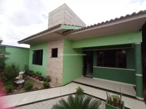 Casa à venda, com 194 m² - Universitário - Cascavel/PR