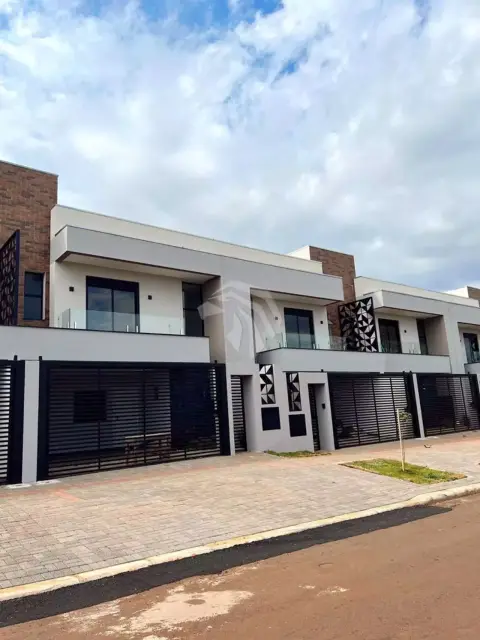 Sobrado com 3 dormitórios à venda, 133 m² por R$ 807.000,00 - Country - Cascavel/PR
