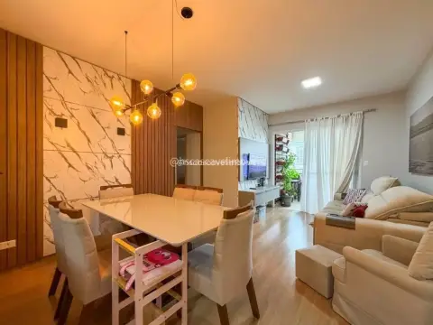 Apartamento semi mobiliado no cancelli regiao central com area de lazer completa , elevador, anda alto.